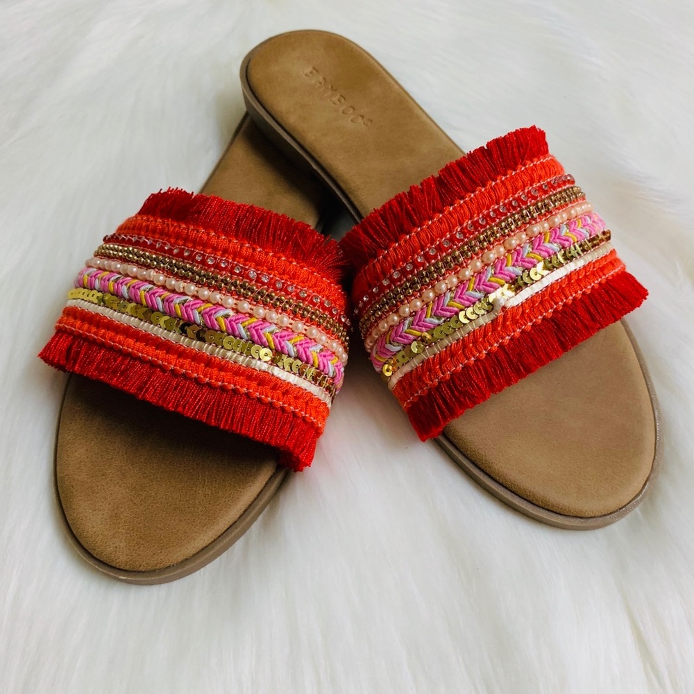 Shoes - Picture 3 of 4